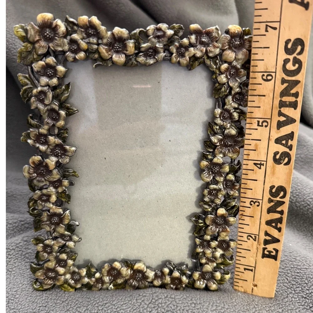 Kohls Garden Bronze Floral 4x6 Photo Frame Vintage Style Metallic Flower Border
